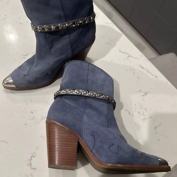 Aldo x Tezza Ankle Blue Cowboy Boot Women's  Pattern  Pointed Toe Size 8 - Picture 9 of 10